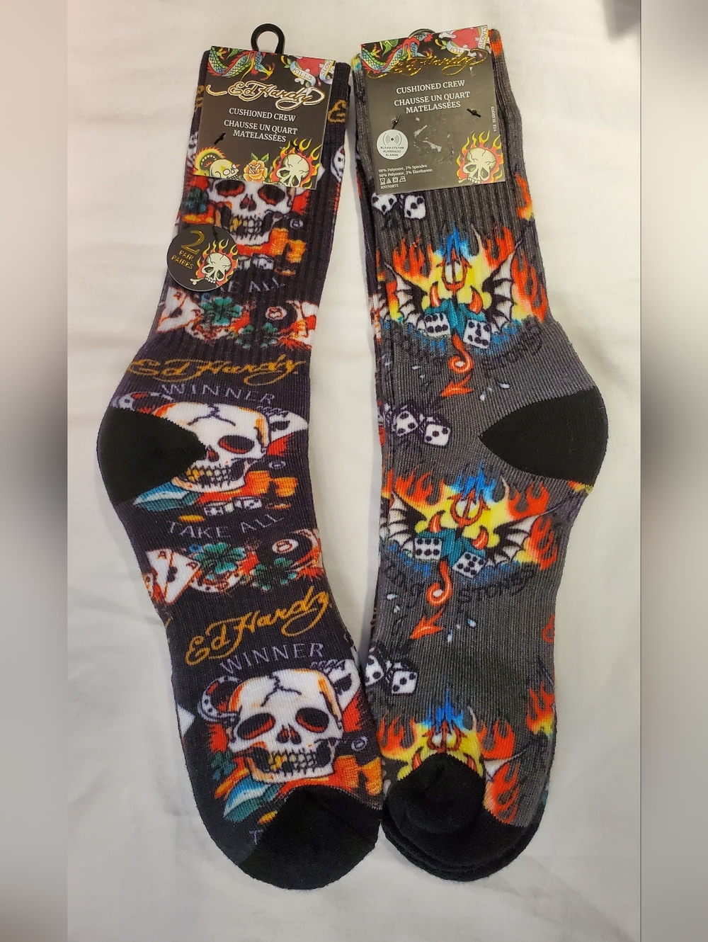96. NEW - Ed Hardy Dice & Skulls Cushioned Crew Socks - 2 Pair